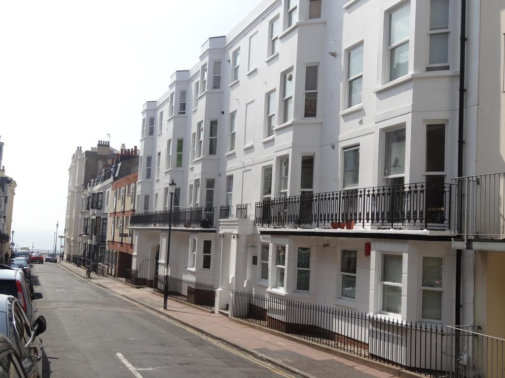 Burlington Beach Apartments Brighton Eksteriør billede
