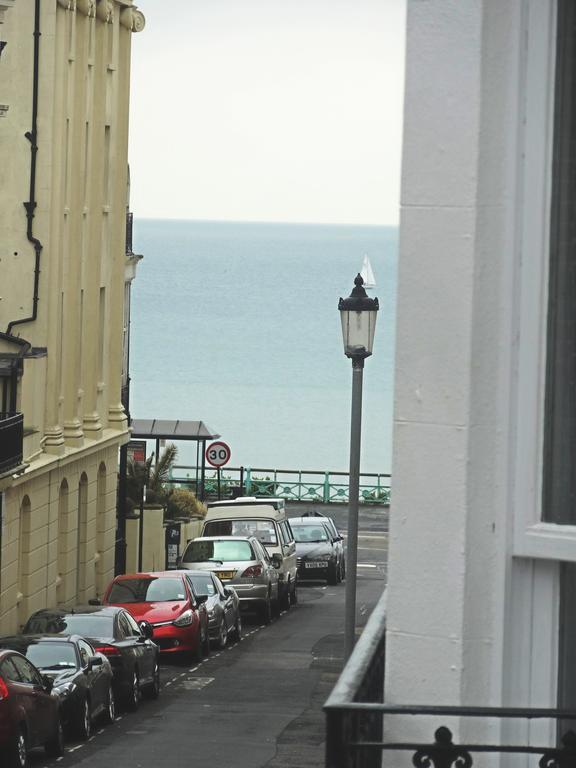 Burlington Beach Apartments Brighton Værelse billede